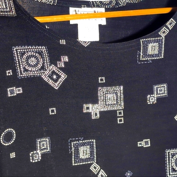 Vikki Vi California 2X Black Silver Metallic and White Geometric Tunic - Picture 5 of 7